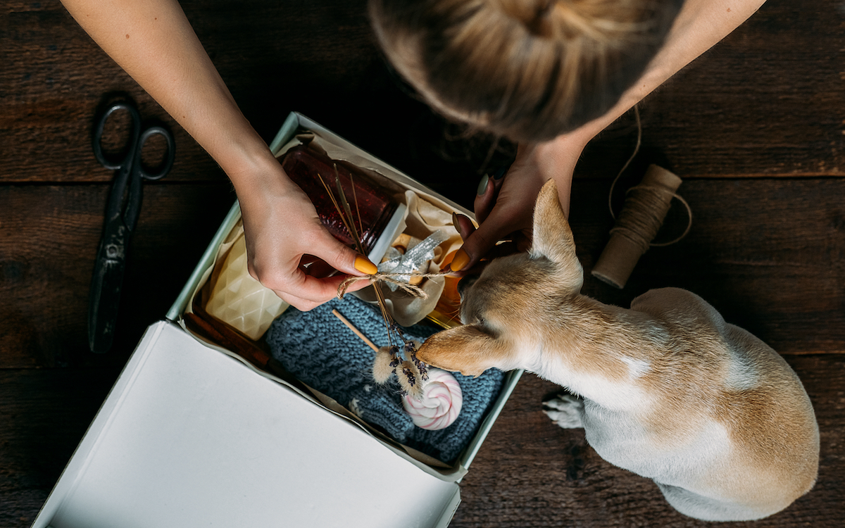 Women putting together a subscription box