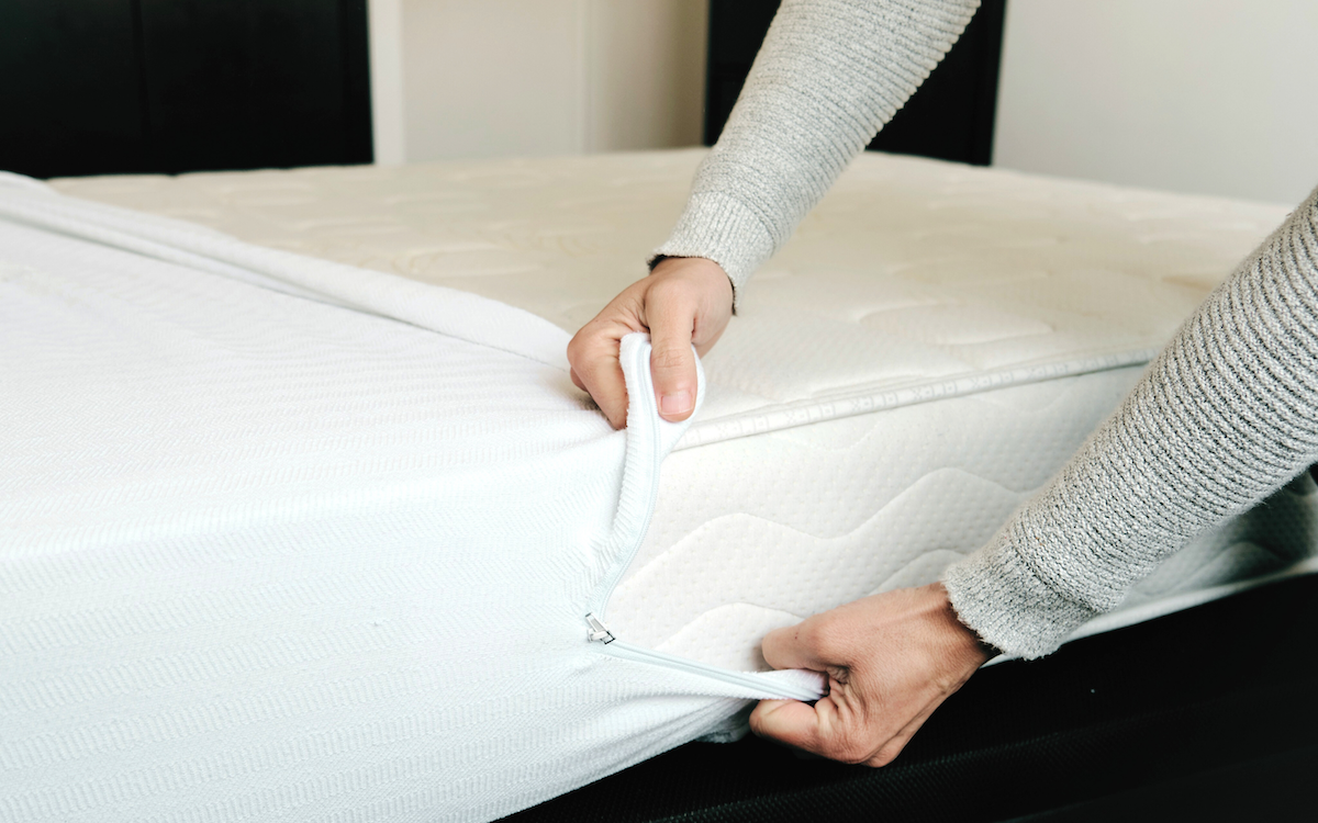 Image of a mattress cover.